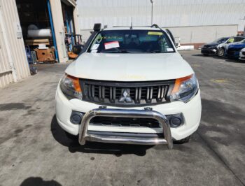 Mitsubishi Wreckers