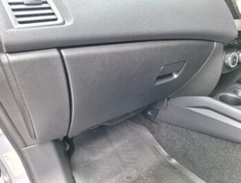 Glove Box