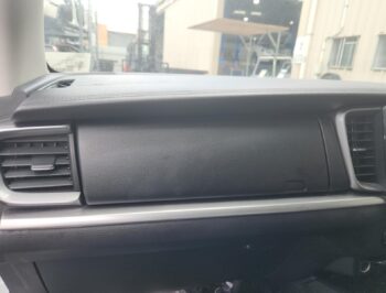 Glove Box (upper)