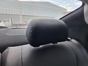 Headrest 2nd Row Left