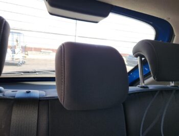 Headrest 2nd Row Middle
