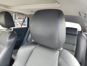 Headrest Left Front