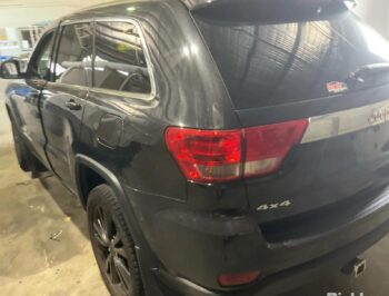 LHR Grand Cherokee 145