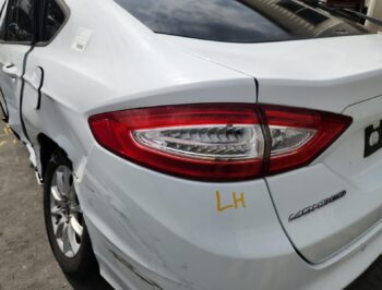Left Tail light