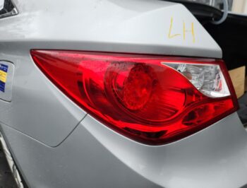 Left Tail light
