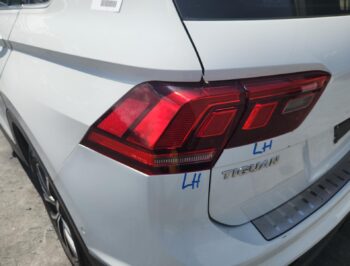 Left Tail light