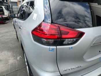 Left Tail light