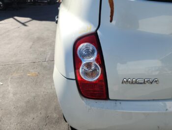 Left Tail light
