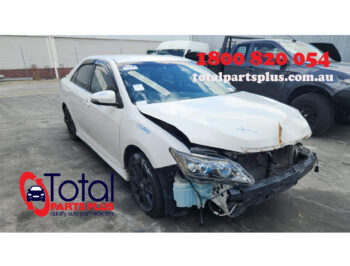 2016 Toyota Aurion