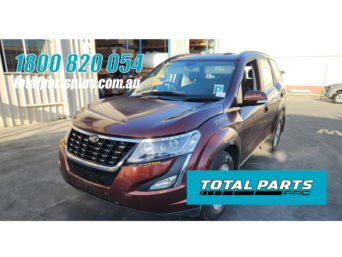 2019 Mahindra XUV500