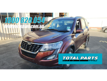 2019 Mahindra XUV500