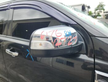 Right Front Door Mirror