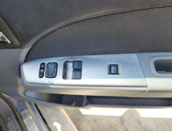 Right Front Master Switch