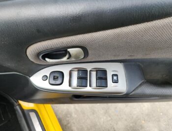 Right Front Master Switch
