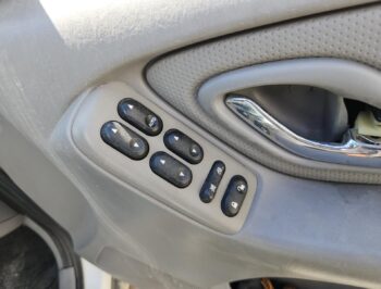 Right Front Master Switch