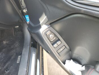 Right Front Master Switch