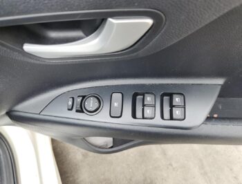 Right Front Master Switch
