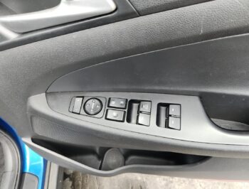 Right Front Master Switch