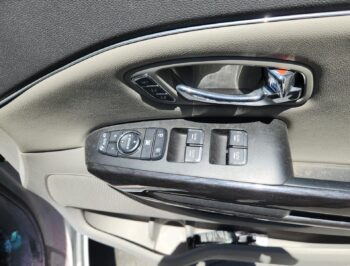 Right Front Master Switch