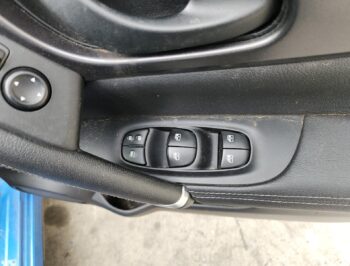 Right Front Master Switch