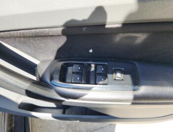 Right Front Master Switch