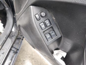 Right Front Master Switch