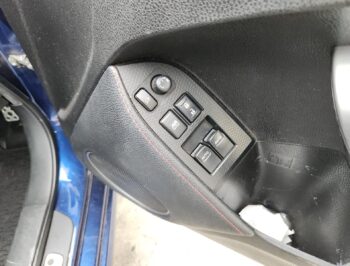 Right Front Master Switch