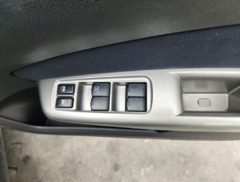 Right Front Master Switch