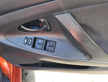 Right Front Master Switch
