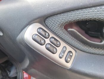 Right Front Master Switch