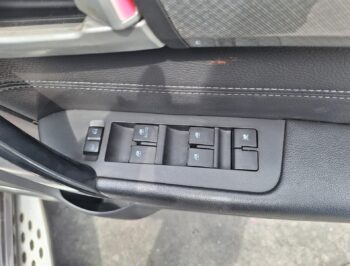 Right Front Master Switch