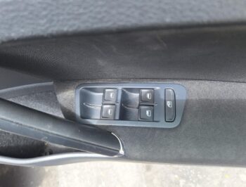 Right Front Master Switch