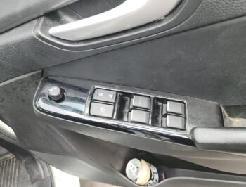 Right Front Master Switch