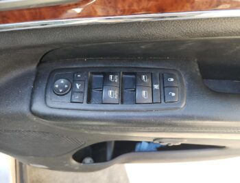 Right Front Master Switch