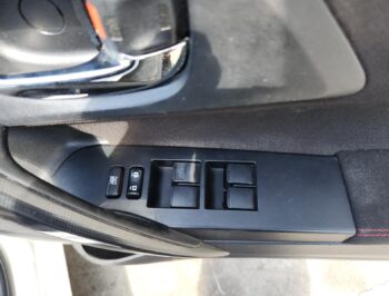 Right Front Master Switch