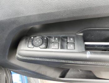 Right Front Master Switch
