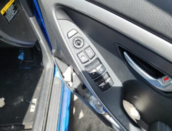 Right Front Master Switch
