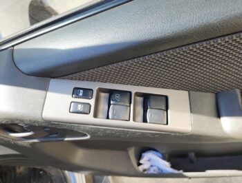 Right Front Master Switch