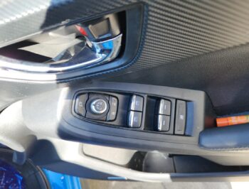 Right Front Master Switch