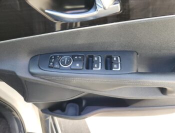 Right Front Master Switch