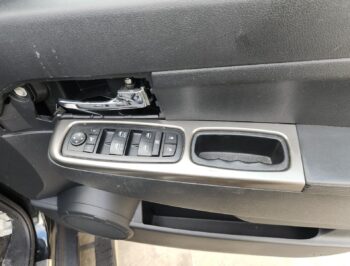Right Front Master Switch