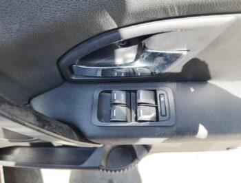 Right Front Master Switch