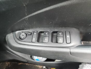 Right Front Master Switch