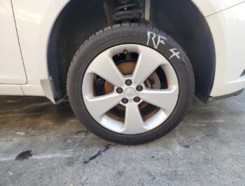 Right Front Wheel Mag
