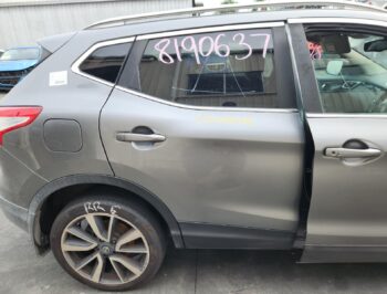 Right Rear Door - Sliding