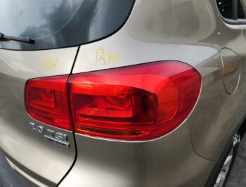 Right Tail light