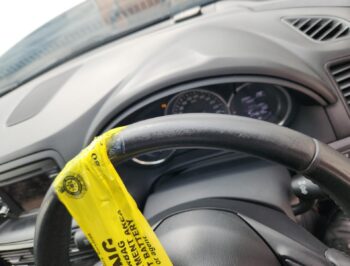Steering Wheel Front - (to show wear)