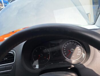 Steering Wheel Front - (to show wear)